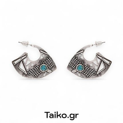 Χειροποίητα σκουλαρίκια (καρφωτά) από επαργυρωμένο ορείχαλκο με ανάγλυφα σχέδια και γαλαζοπράσινες ορυκτές πέτρες