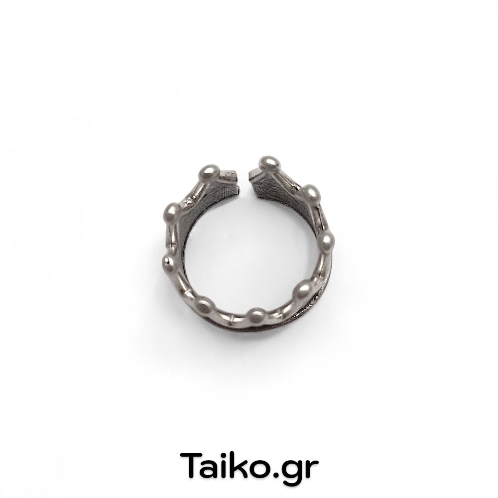Χειροποίητο δαχτυλίδι με σχήμα στέμματος από ορείχαλκο με ανάγλυφη ματ επιφάνεια (με ρυθμιζόμενο μέγεθος/one size) 