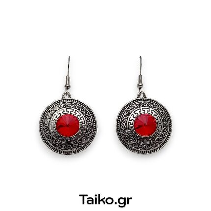Boho/ethnic σκουλαρίκια (κρεμαστά) σε ασημί αντικέ χρώμα από αλπακά και συνδυασμένα με στρογγυλούς κόκκινους κρυστάλλους