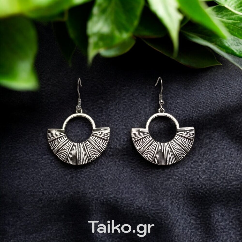 Σκουλαρίκια (κρεμαστά) με ημικύκλιο σχήμα και ανάγλυφη επιφάνεια από αλπακά 